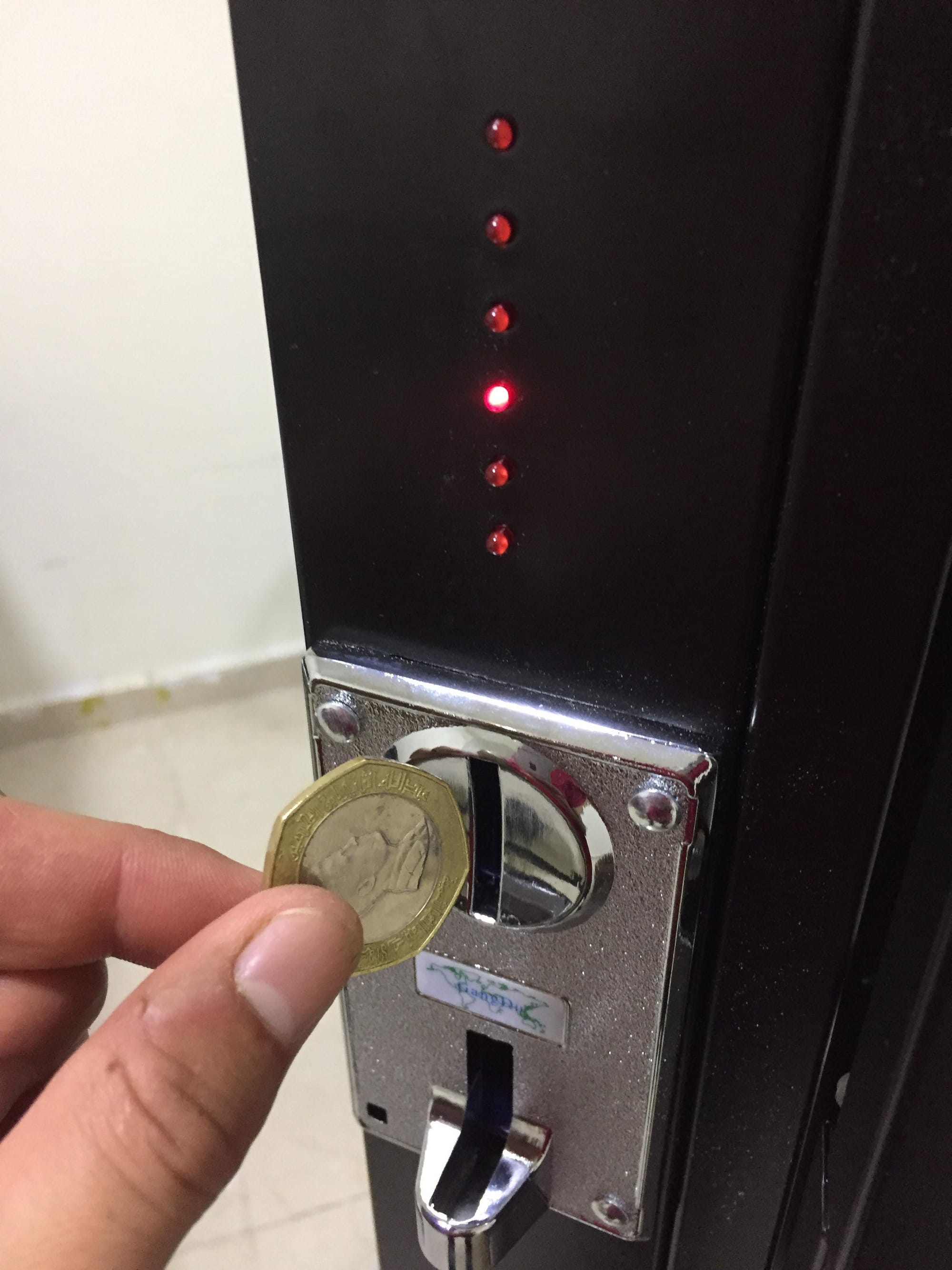 Vending mobile charging station. product thumbnail 11