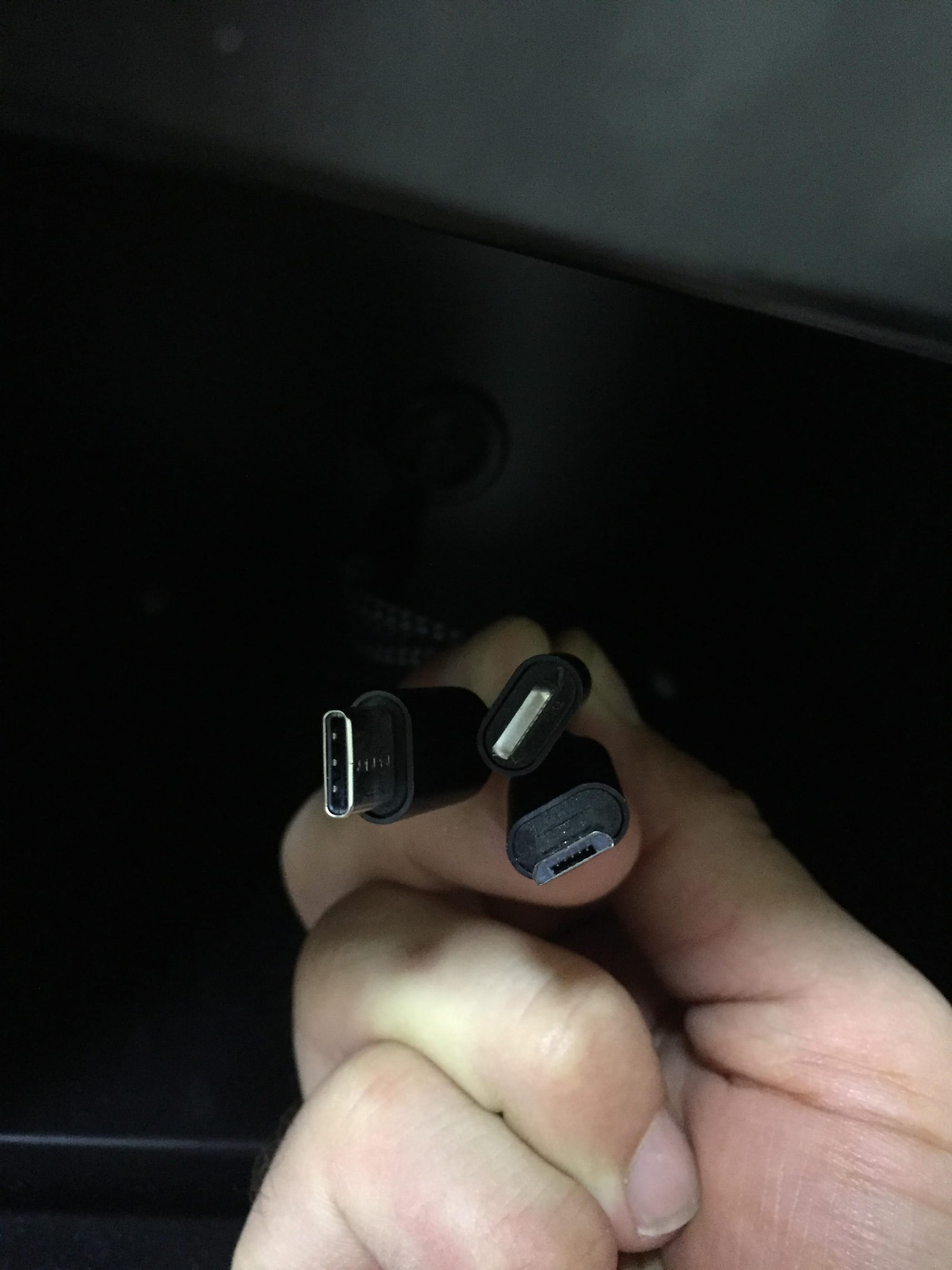 Vending mobile charging station. product thumbnail 17