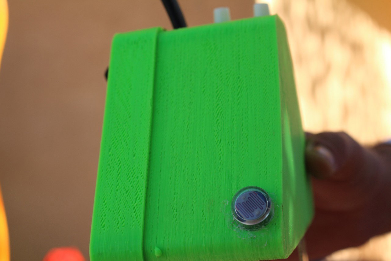 Automatic irrigation device product thumbnail 11