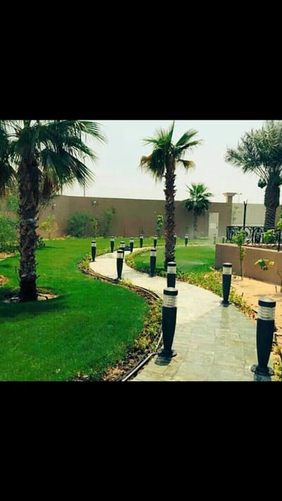 تركيب شلالات وديكورات زراعيه وعشب ارضي وجداري ومظلات وتركيب جميع انواع الأشجار والورود  image