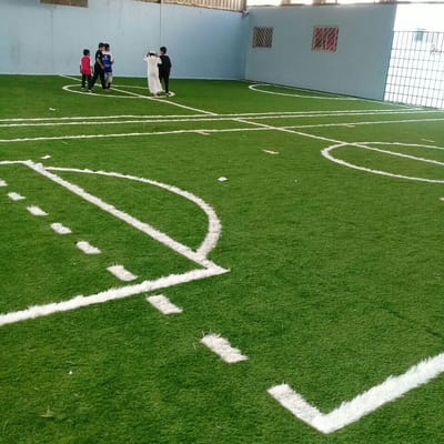 تركيب ملاعب بالعشب الصناعى image