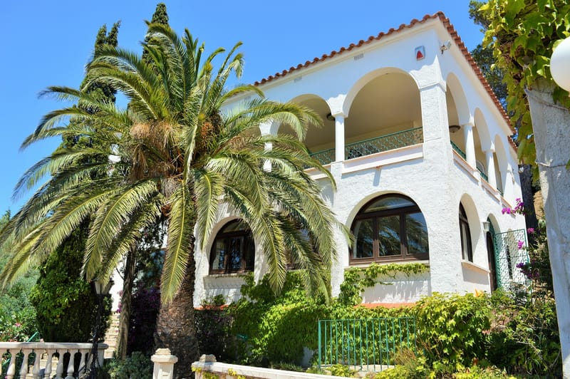 Fincas, casas y apartamentos