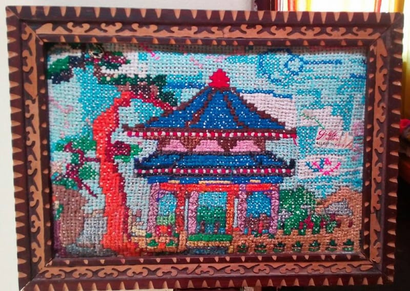 Pagoda Punto de cruz