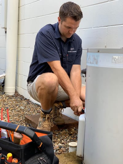 MEET A TRADIE YOU CAN TRUST (FINALLY!) image