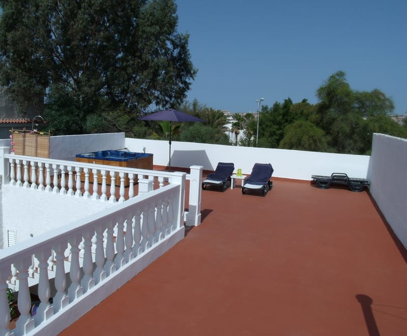 A Spacious Private Roof Terrace