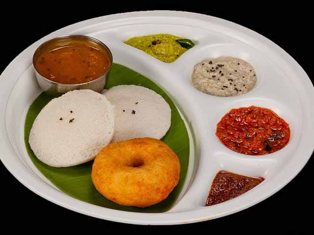 Idli, Vada & Sambar
