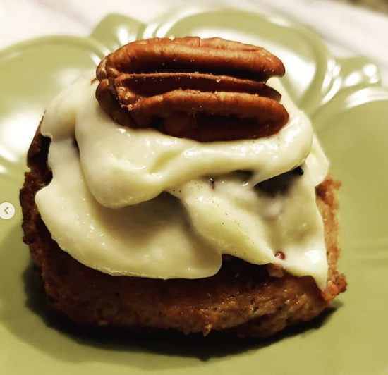 Cream cheese Cinnamon Roll