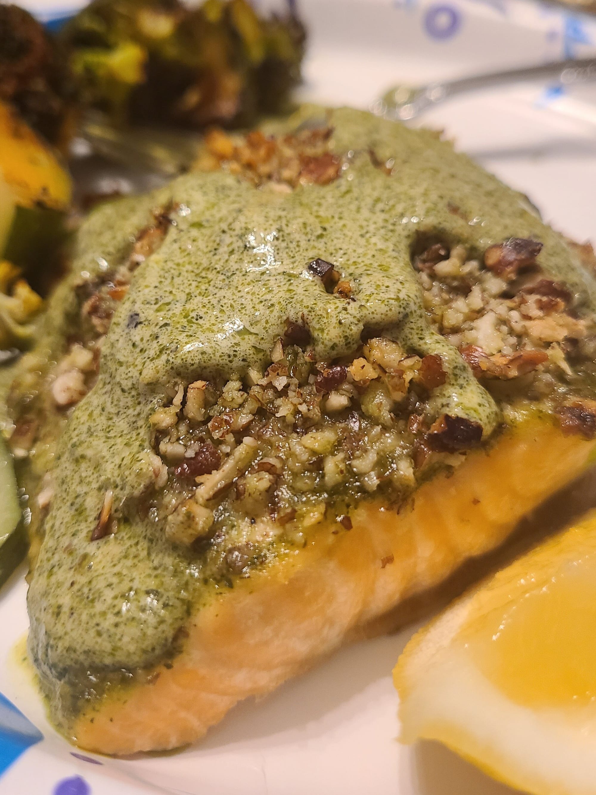 Keto Pesto Pecan Salmon