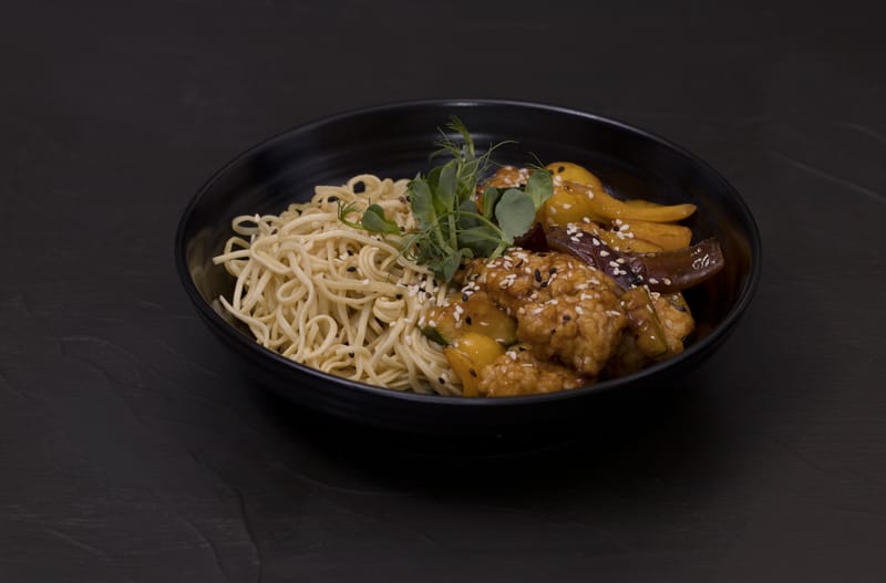 WOK "L" ar vistu