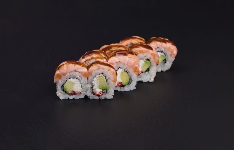 182. Phila Tobiko Smoke roll