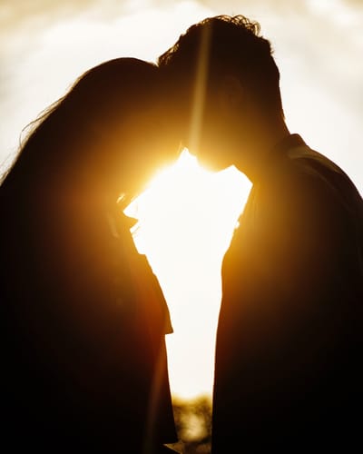 Book The Services Of The Best Honeymoon Photographer Mauritius