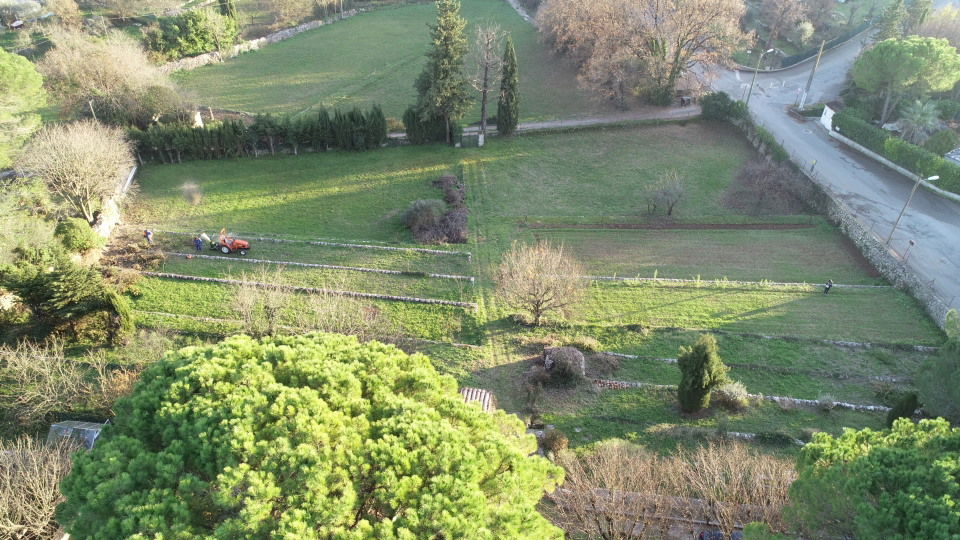 Avec un peu de hauteur ! (Ambe un pauc de hautor !)