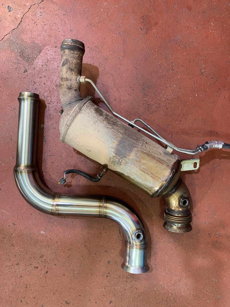 צנרת דאונפייפ (Down Pipe) 