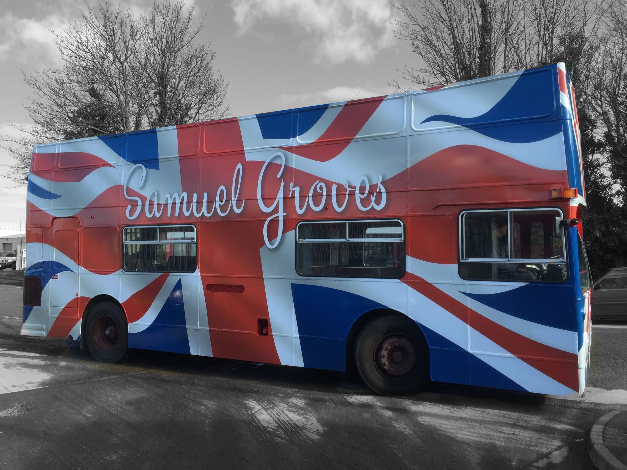 Advertising on Open Top Bus