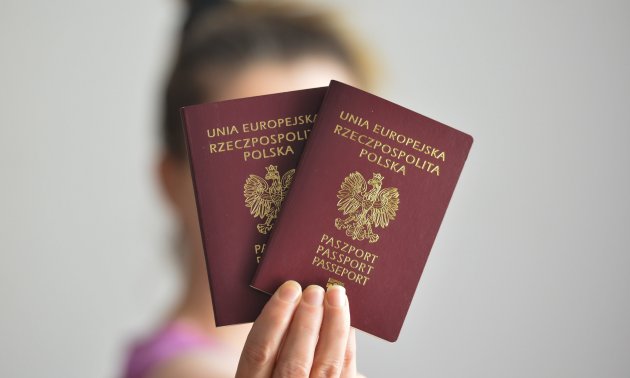 WORK PERMIT AND RESIDENCE  CARD