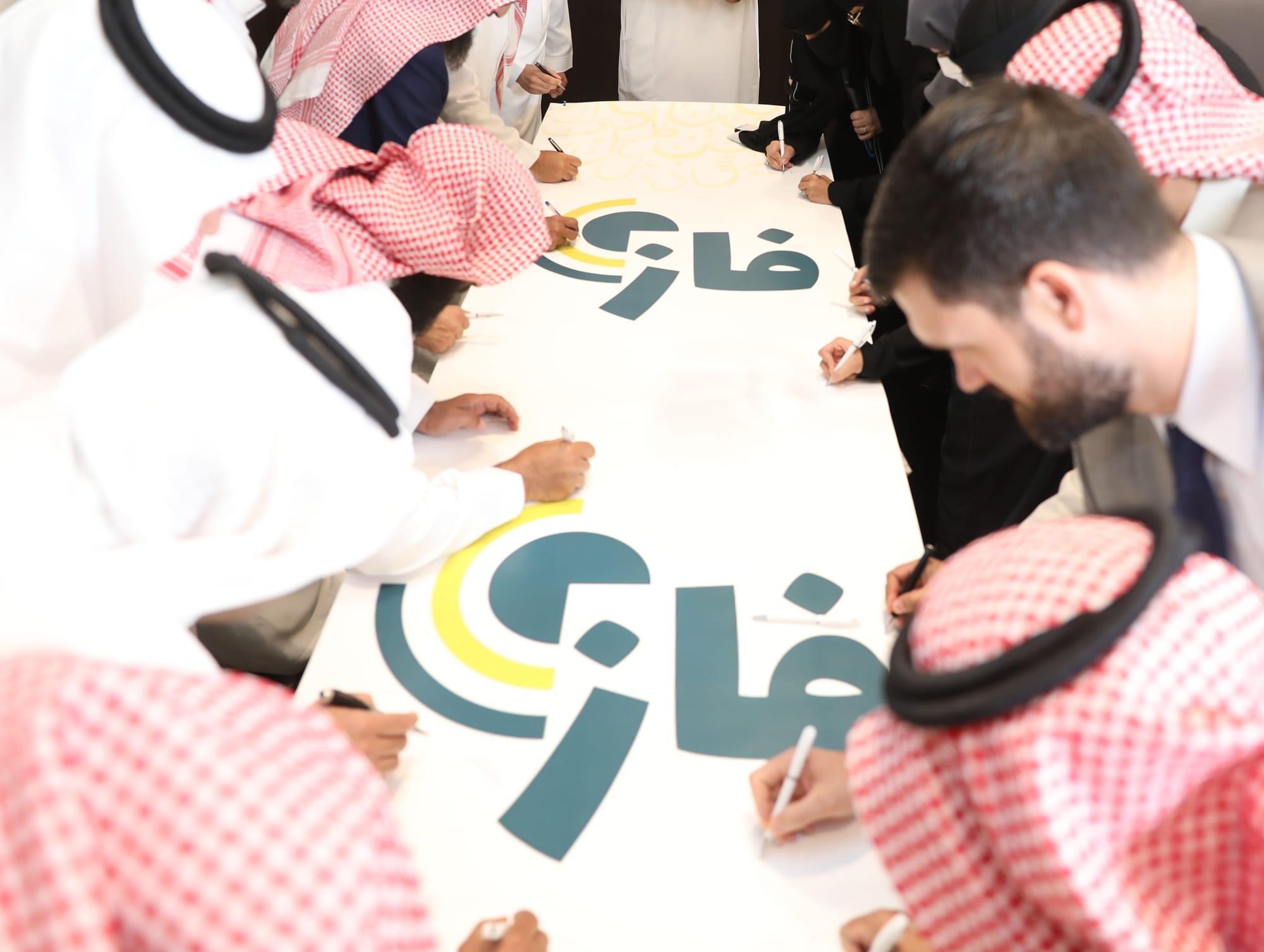 تدريب الموظفين الناطقين بغير العربية في بيئات العمل