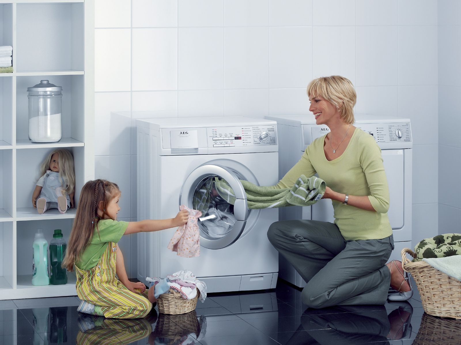 Mua máy giặt lồng đứng hay máy giặt lồng ngang tốt hơn?