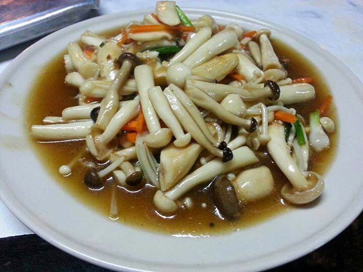 ឆាផ្សិតសសៃកែង