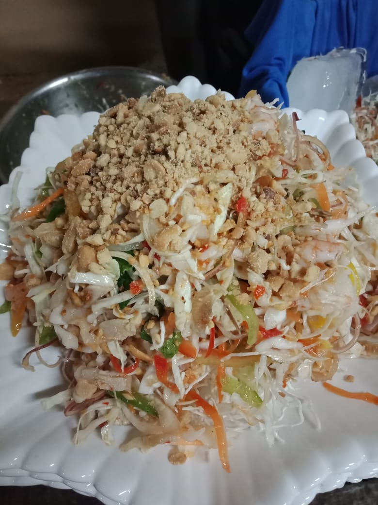 ញាំ