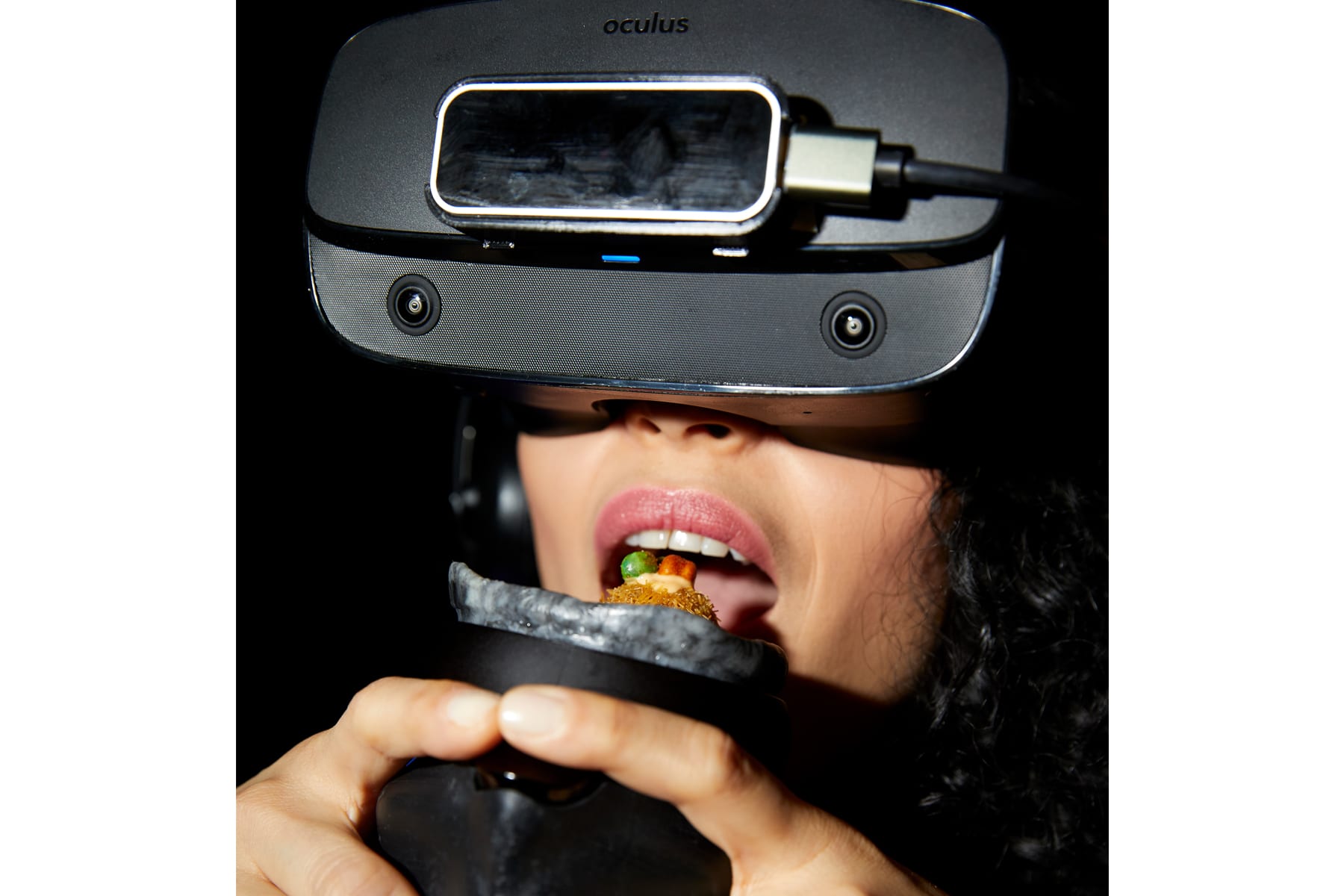 Immersing All the Senses: New VR Tech Simulates Taste, Touch, and Smell