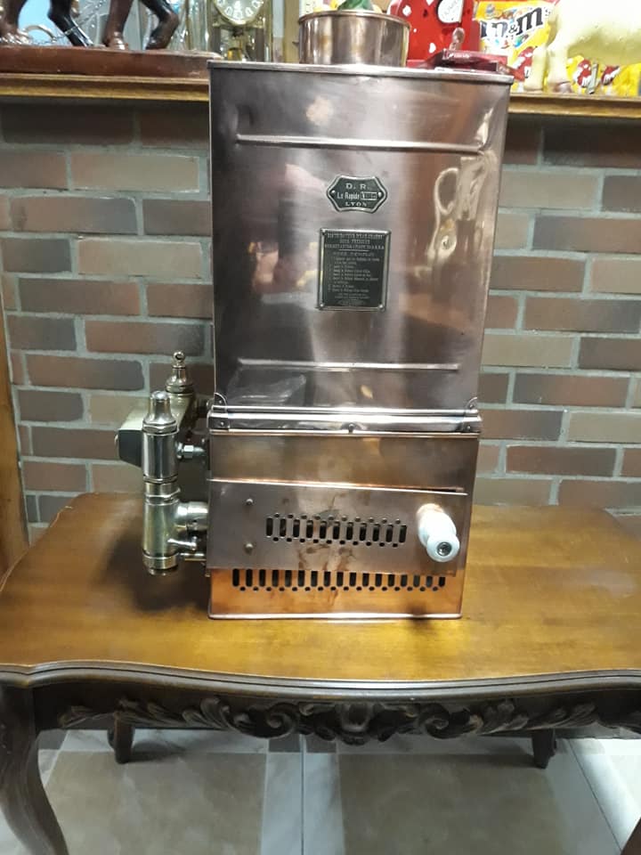 Rare Chauffe eau en cuivre, ancien collection...