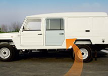 TRAX DELIVERY VAN image