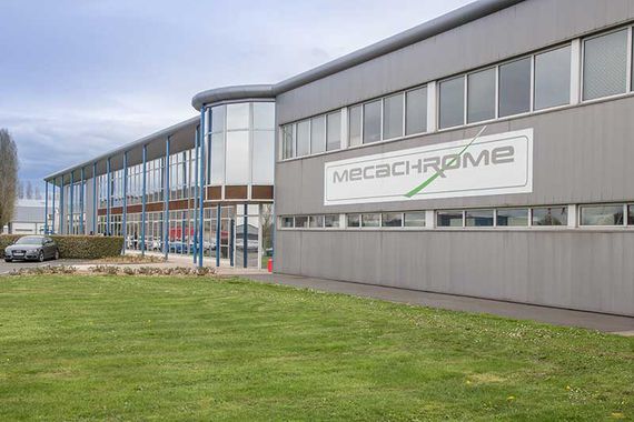 MECACHROME SIEGE SOCIAL