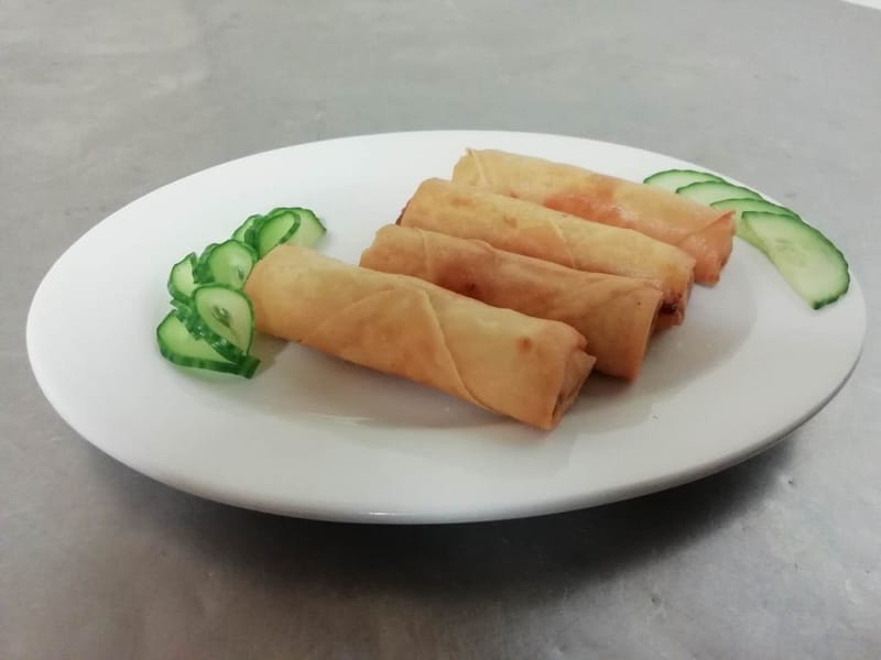 Vegetable Spring Rolls (4pcs) {V}