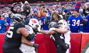 การทะเลาะวิวาทไม่หยุดนิ่งและเรื่องที่สนใจกับแฟน ๆ : Jaguars กำลังสร้างความประทับใจ