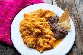HUEVOS AL ALBANIL