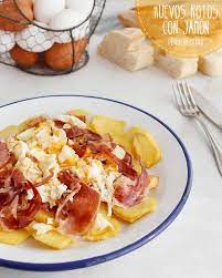 HUEVOS CON JAMON