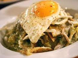 CHILAQUILES CON HUEVO