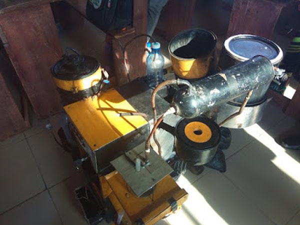 Wawu!! Nigerian Students Made Generator Running On Water (Photos)