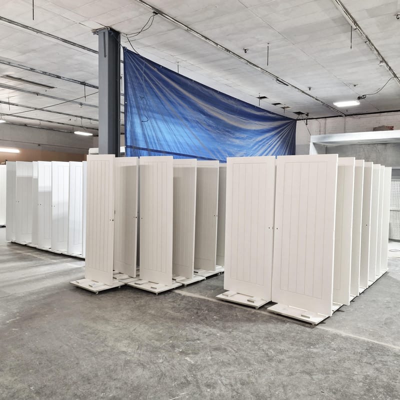 Interior and exterior door finshing