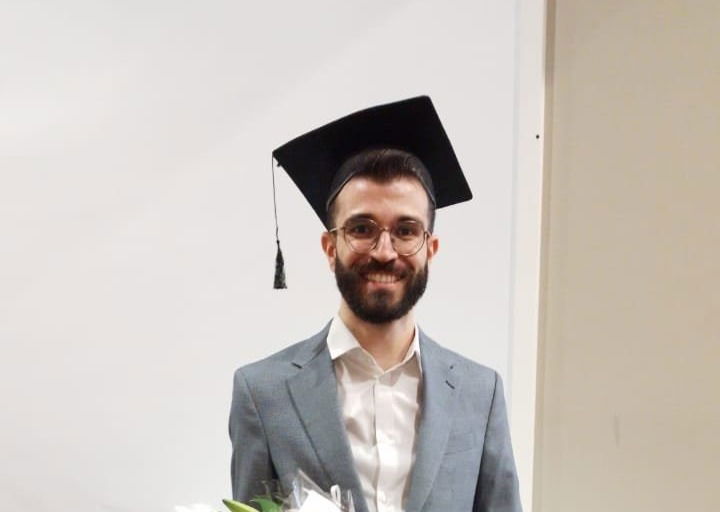 Un docteur en plus!! - Alé Youness