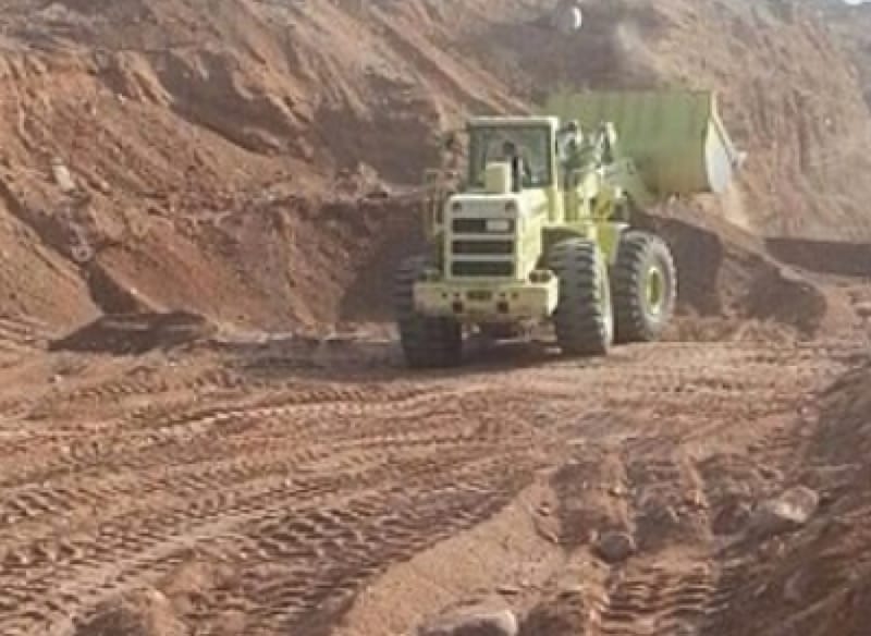 اعمال حفر وردم وترحيل لمشروع شركة ندى العثمان