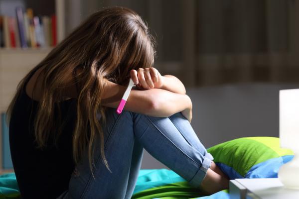 El aborto y el embarazo en adolescentes