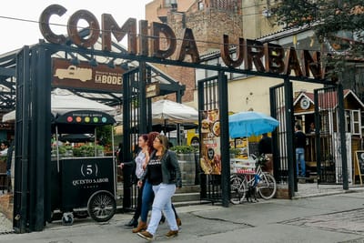 Plazoleta “Comida Urbana”