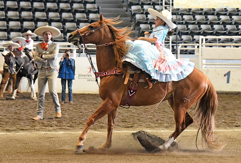 RANCHO EL PITAYO TOMA LA DELANTERA EN DIENTES DE LECHE