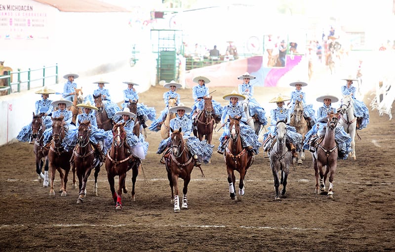 JOSÉ ANDRÉS ACEVES CONQUISTA SU SÉPTIMA CORONA DE CHARRO COMPLETO