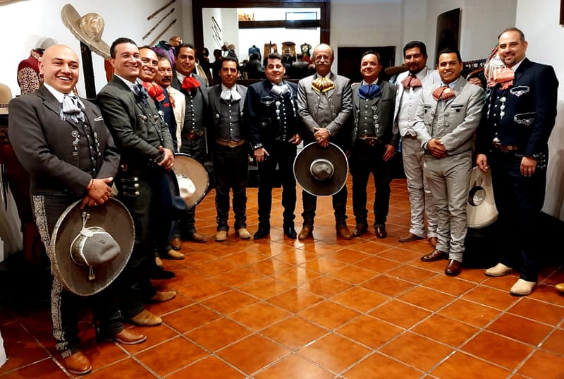 CONSEJO EQUILIBRADO Y CIMENTADO, CHARRO ZERMEÑO