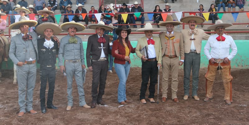 CON RICARDO ZERMEÑO BARBA, SÍ