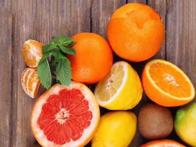 NHỮNG LOẠI THỰC PHẨM CHỨA NHIỀU NƯỚC NÊN CHO BÉ ĂN VÀO MÀU HÈ