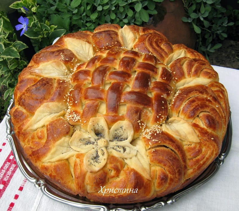 10 february - we eat bread with honey & walnuts