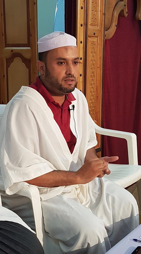 تشرفت إدارة معهد الحياة باستقبال ابنها البار العائد لها بمحاضرة قيّمة لطلبة الباكالوريا الأستاذ الباحث الفاضل : بابا عمي جابر بن موسى