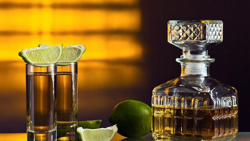 Tequilas & Mezcales