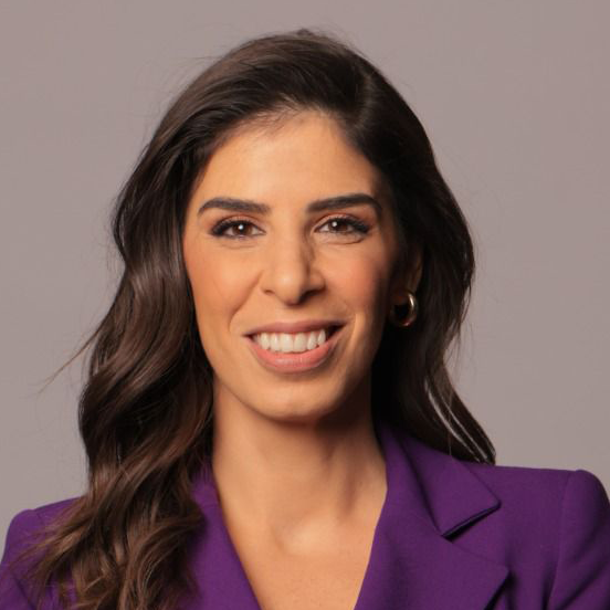 מבעד לעדשה: כשהמציאות משתנה בשידור חי