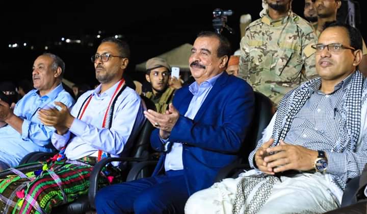 بحضور رئيس الجمعية الوطنية .. العاصمة عدن تحتفل بالذكرى الثالثة لتحرير المكلا