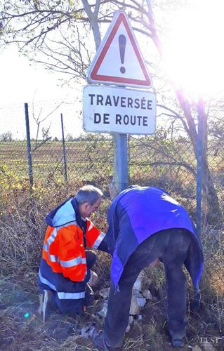 Royaumeix - un panneau obligatoire