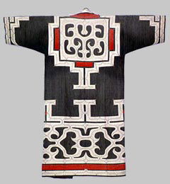 Ainu Artwork and Clothing